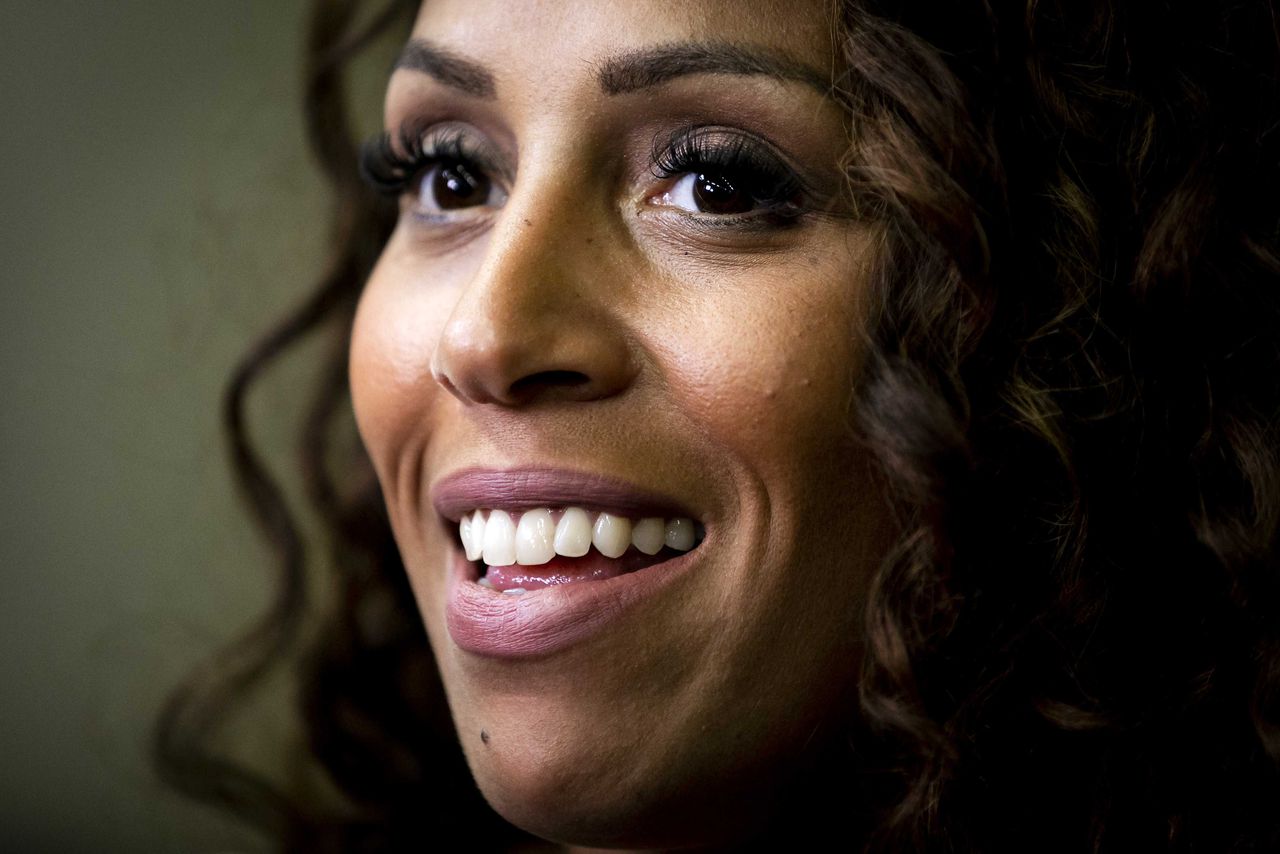 I wonder if americans know glennis grace was already a successful singer in...