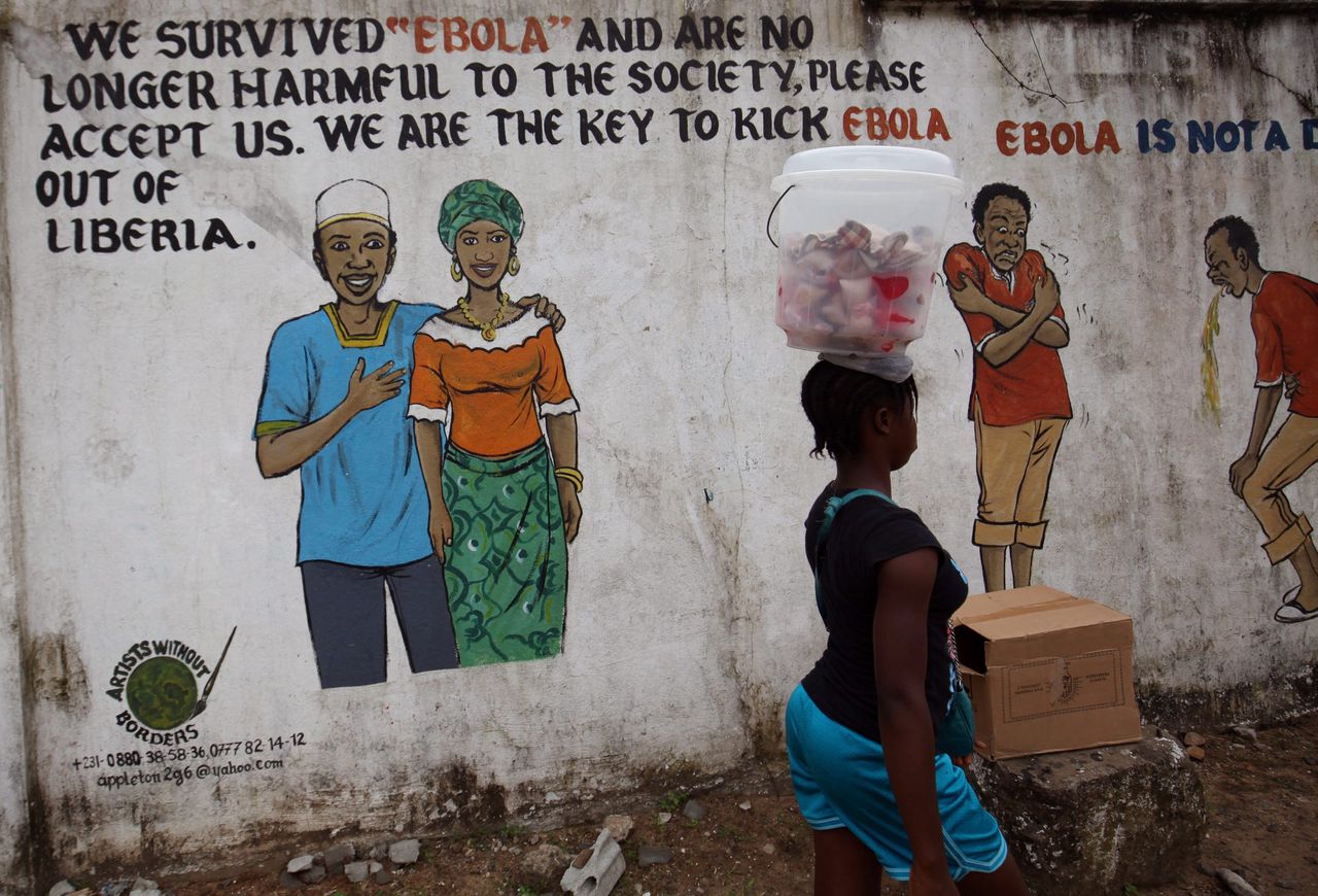 West-Afrika is voor het eerst sinds 1,5 jaar een week ebolavrij. Toch blijft het oppassen volgens de WHO.
