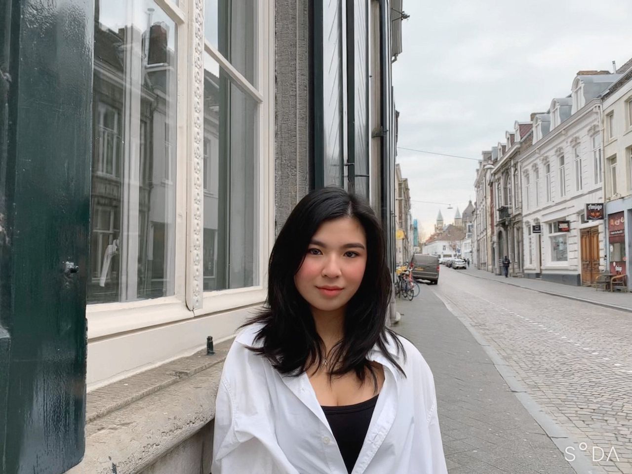 Na de problemen met de diploma’s in 2018 bij de VMBO Maastricht, loopt Justine Yuan tegen nieuwe obstakels aan vlak voor haar havo-examen: de gevolgen van het coronavirus.