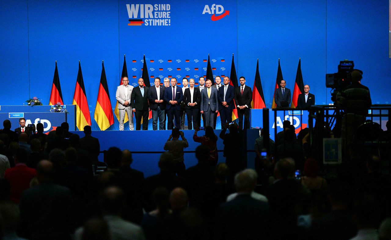 AfD richt nieuwe radicaal-rechtse fractie op in EU-parlement 