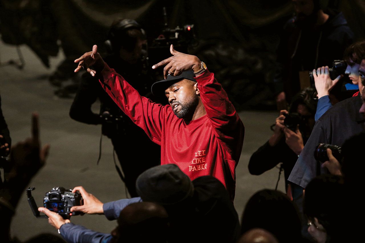 Kanye West donderdag op de presentatie van zijn cd en modecollectie