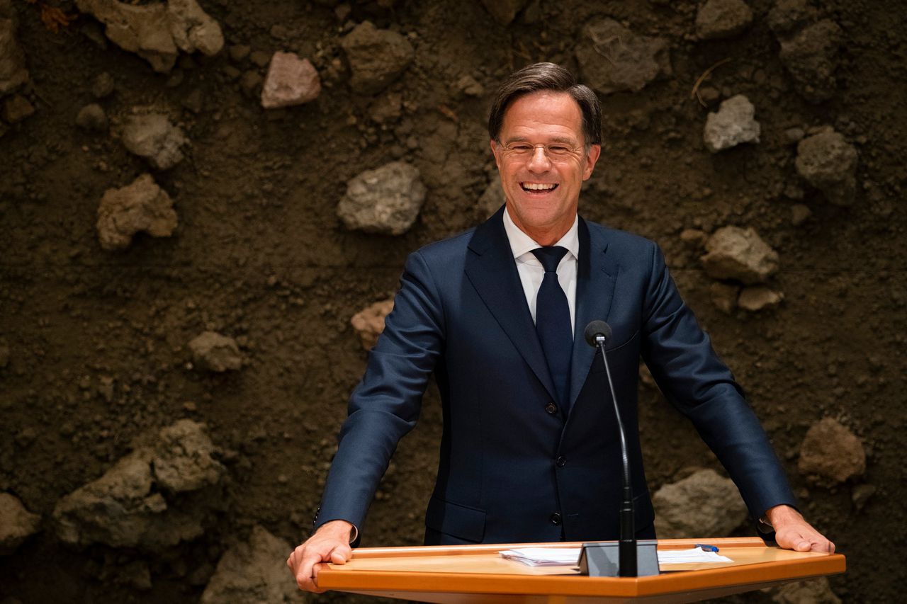 Rutte belooft: geen dubbele mandaten meer in zijn kabinetten 