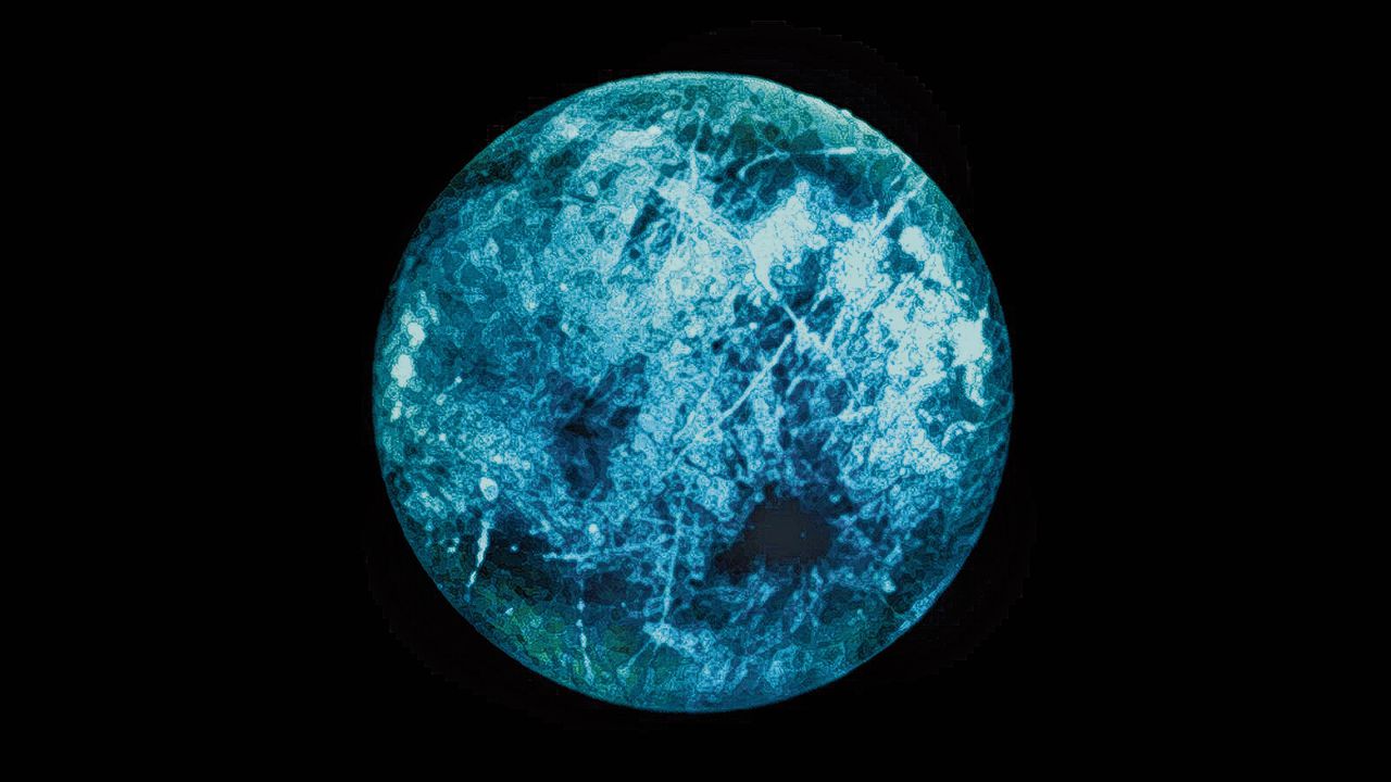 Deze artist’s impression laat zien hoe de nachtzijde van Jupitermaan Europa eruit zou kunnen zien met gloeiend ijs.