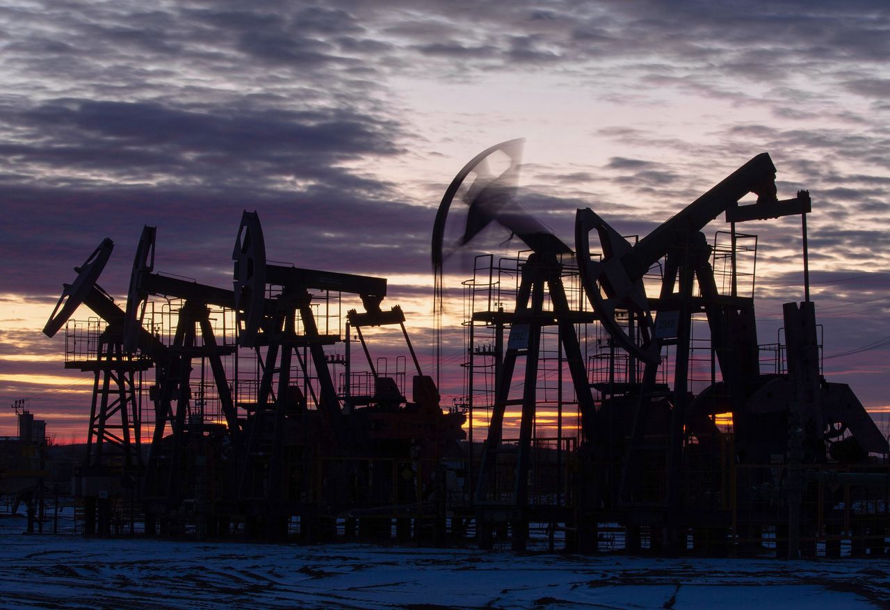 Russische energie-expert: ‘De olieklap die het Westen nu aan Rusland uitdeelt, is hard’ 