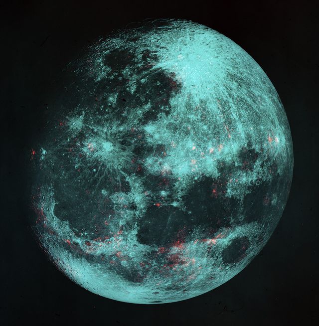 Dromen van de maan NRC