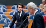 Jesse Klaver (GroenLinks-PvdA) en Geert Wilders (PVV) tijdens het wekelijkse vragenuur in de Tweede Kamer op 12 Mei 2026.