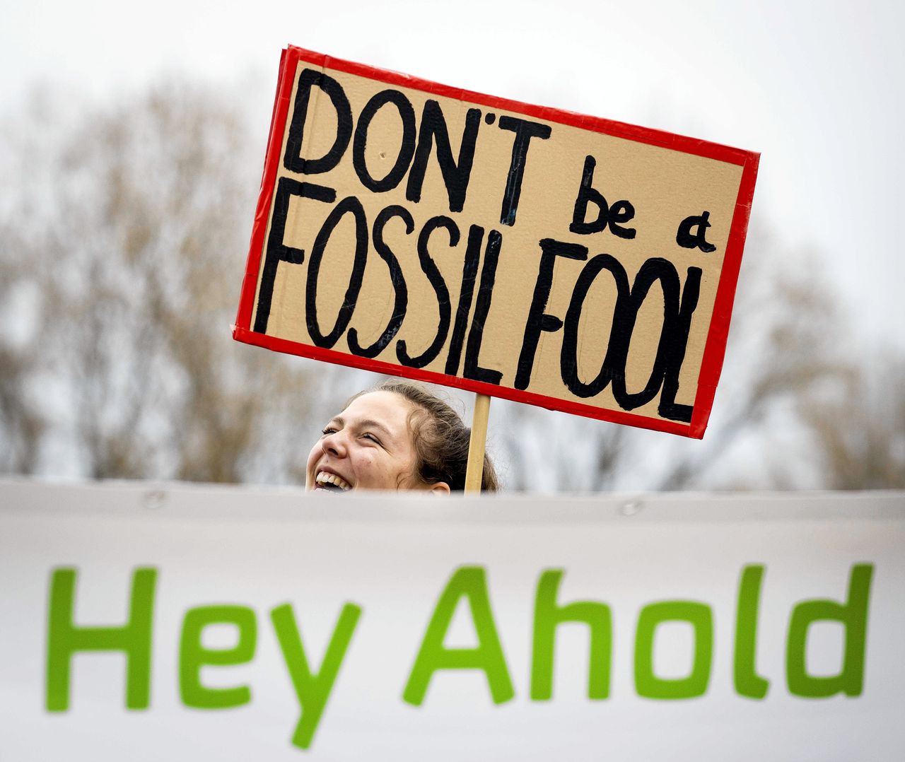 Actie bij jaarvergadering Ahold: ‘Klimaatverandering wacht niet, zeker niet op Ahold’ 