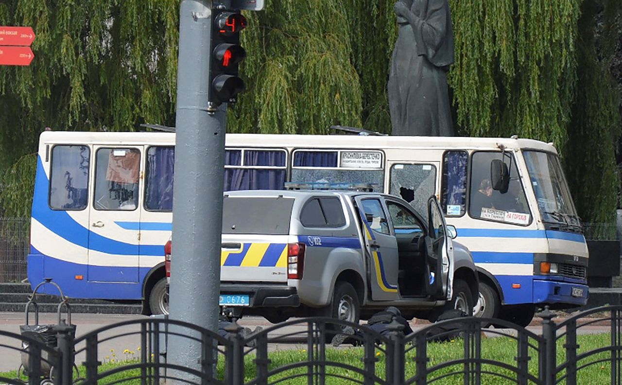 Man gijzelt twintig mensen in bus in Oekraïense stad Lutsk 