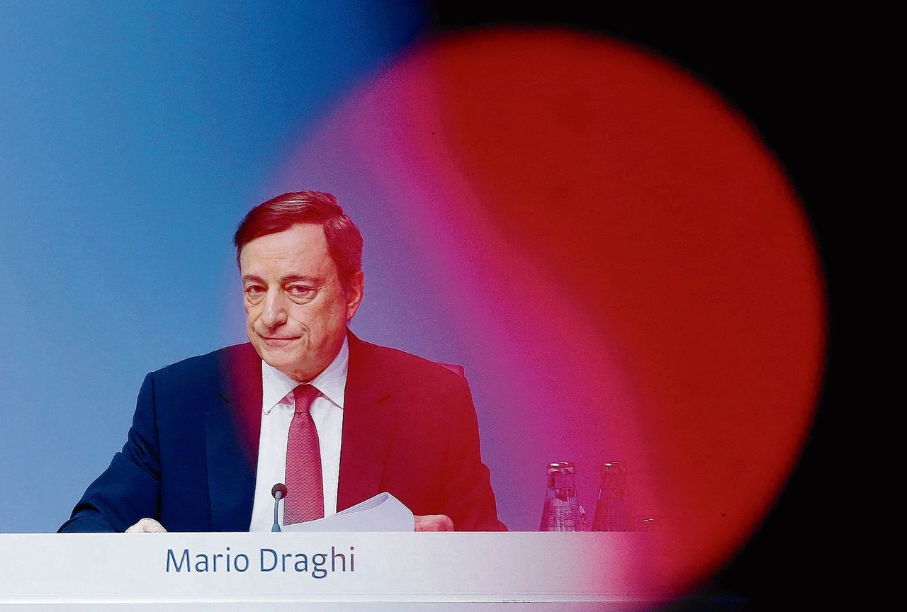 „Kritiek van een zeker soort kan worden gezien als een gevaar voor de onafhankelijkheid van de ECB”, aldus Draghi.