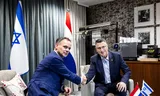 De Israëlische minister van Buitenlandse Zaken Gideon Saar (rechts) en minister Caspar Veldkamp tijdens een ontmoeting in 2024. Foto Sem van der Wal / ANP 