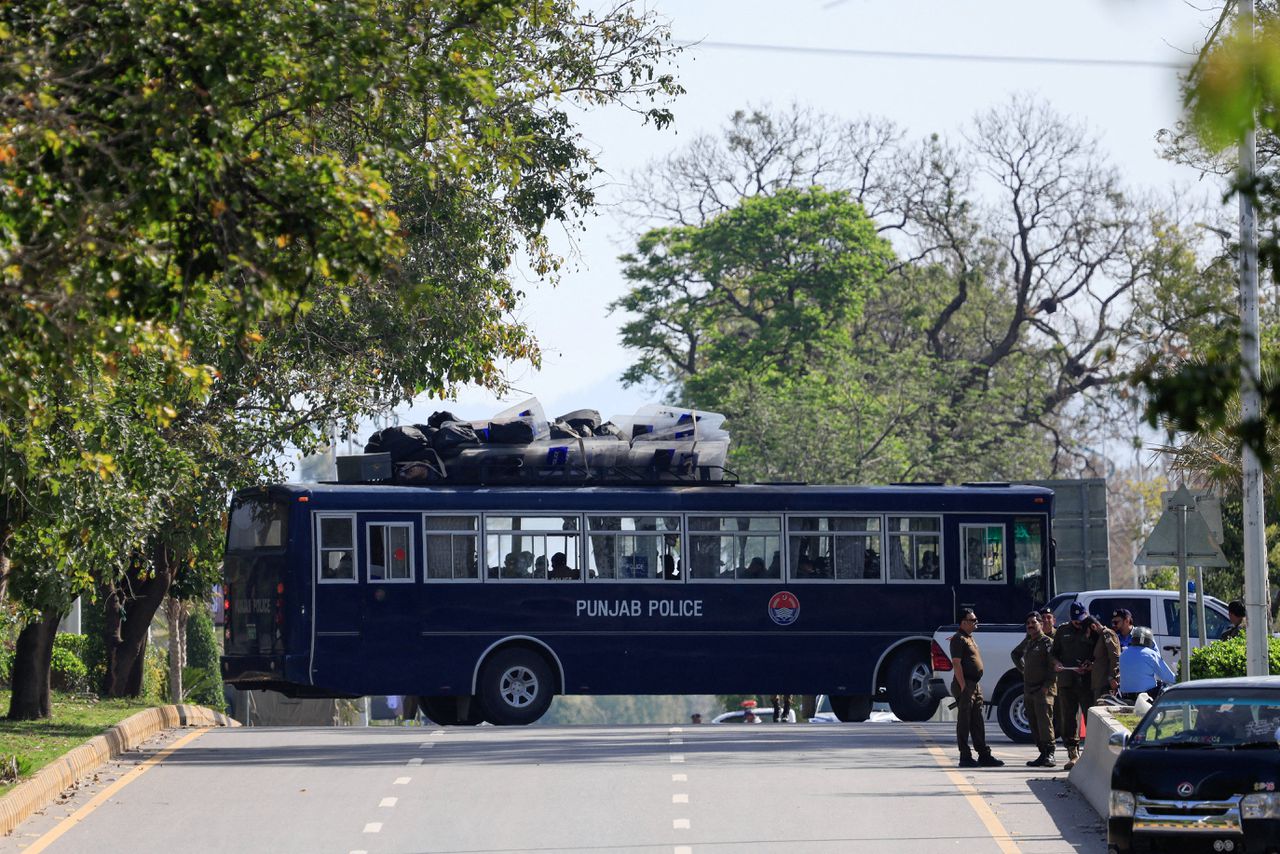 Image for In Pakistan beginnen de onderhandelingen tussen Iran en de VS, maar wát er op tafel komt is onduidelijk