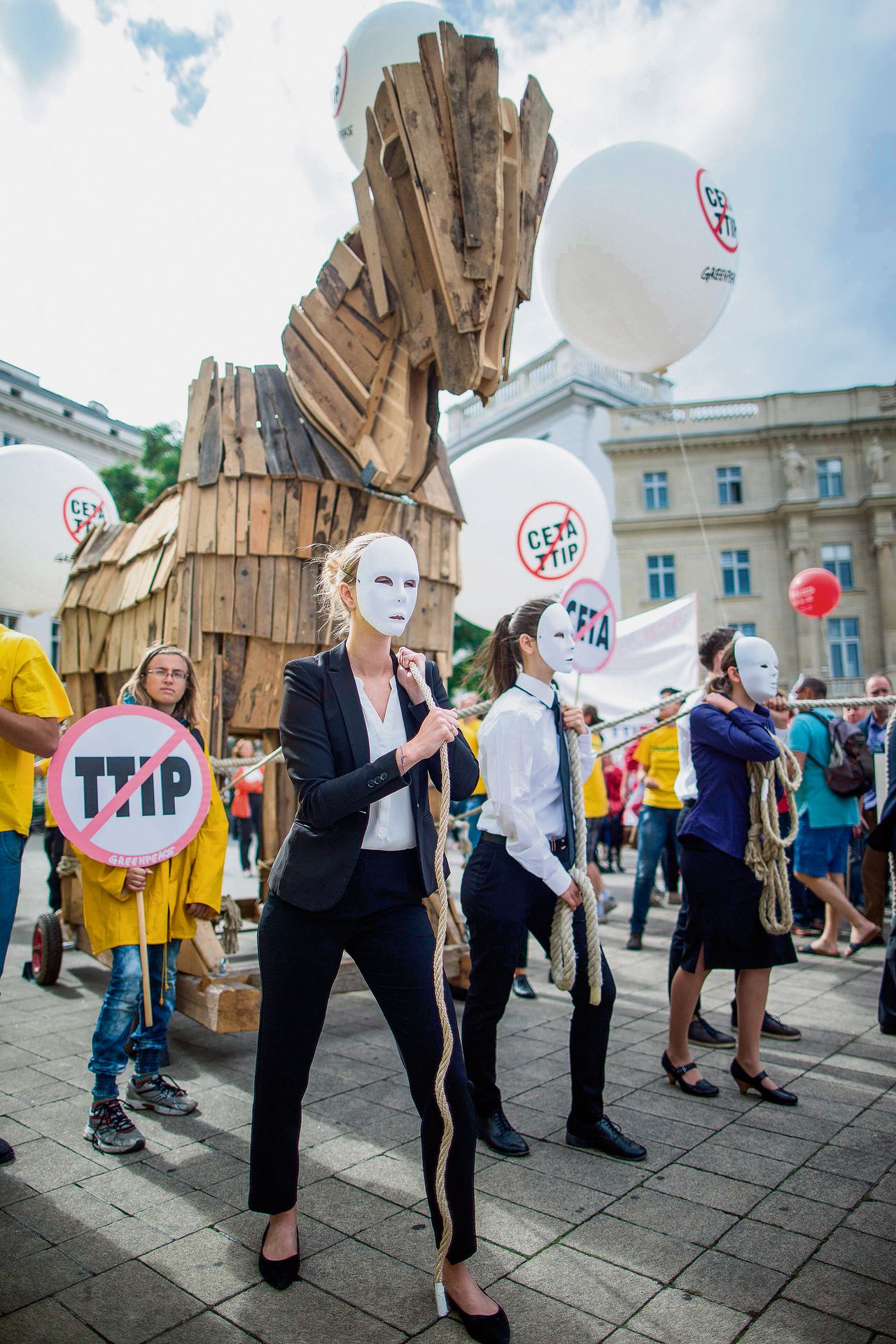 Handelsverdragen CETA en TTIP worden voorgesteld als