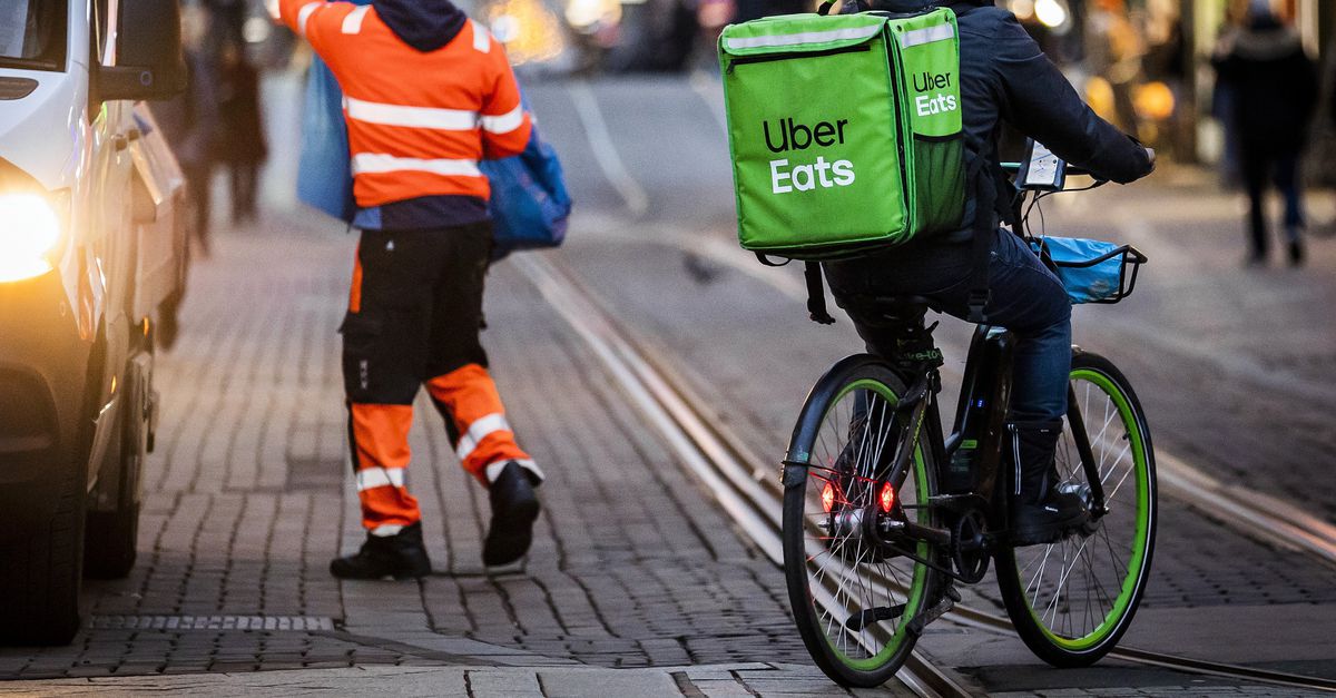 Arbeidsinspectie is klaar met Uber Eats en wil het bezorgplatform een maand sluiten in de regio Amsterdam