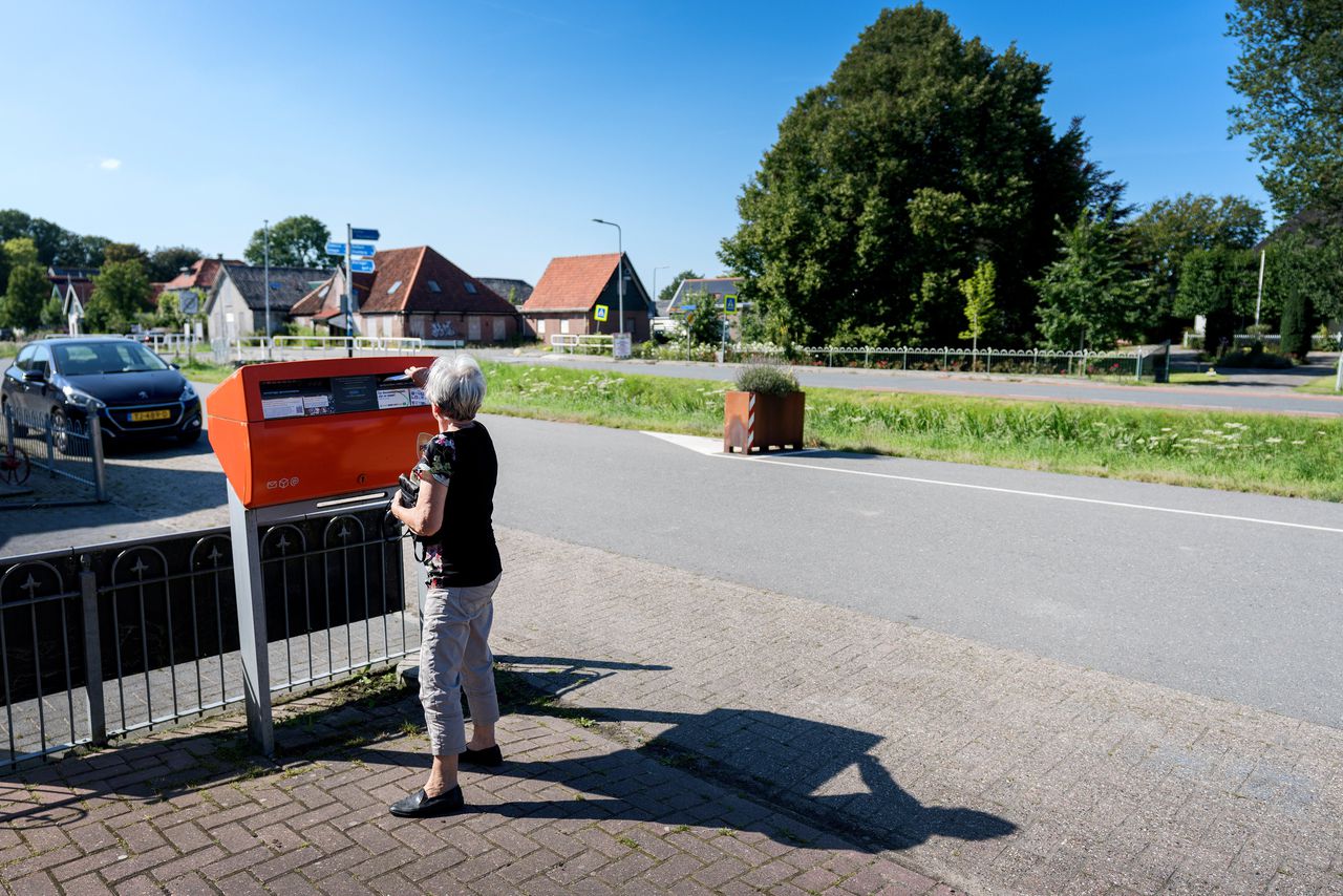 Verdwijnen van brievenbus in Wieringerwaard maakt het dorp ‘nog doodser’ 