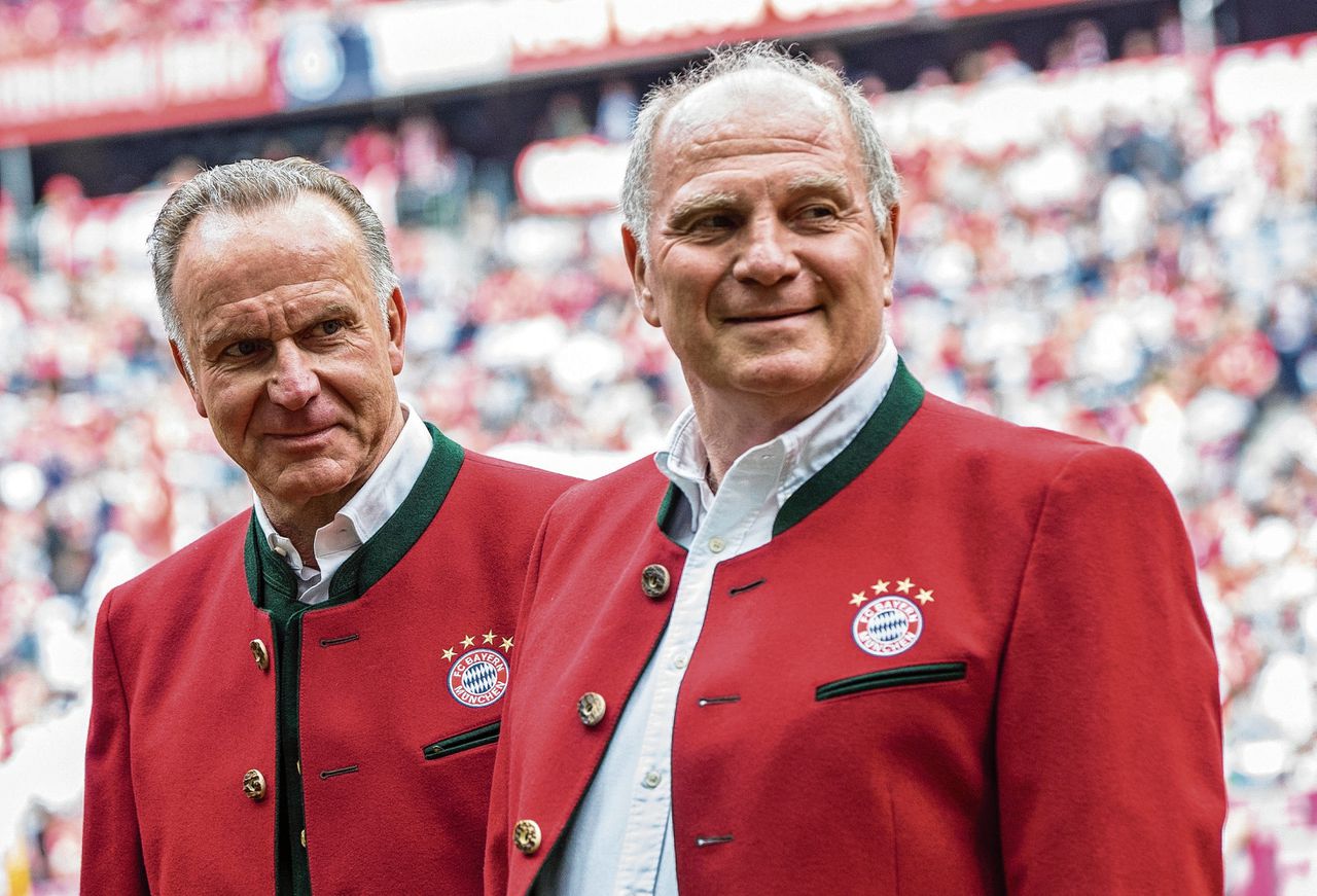 Bayern-voorzitter Karl-Heinz Rummenigge (links) en clubpresident Uli Hoeness Bayern München staan pal voor hun club.