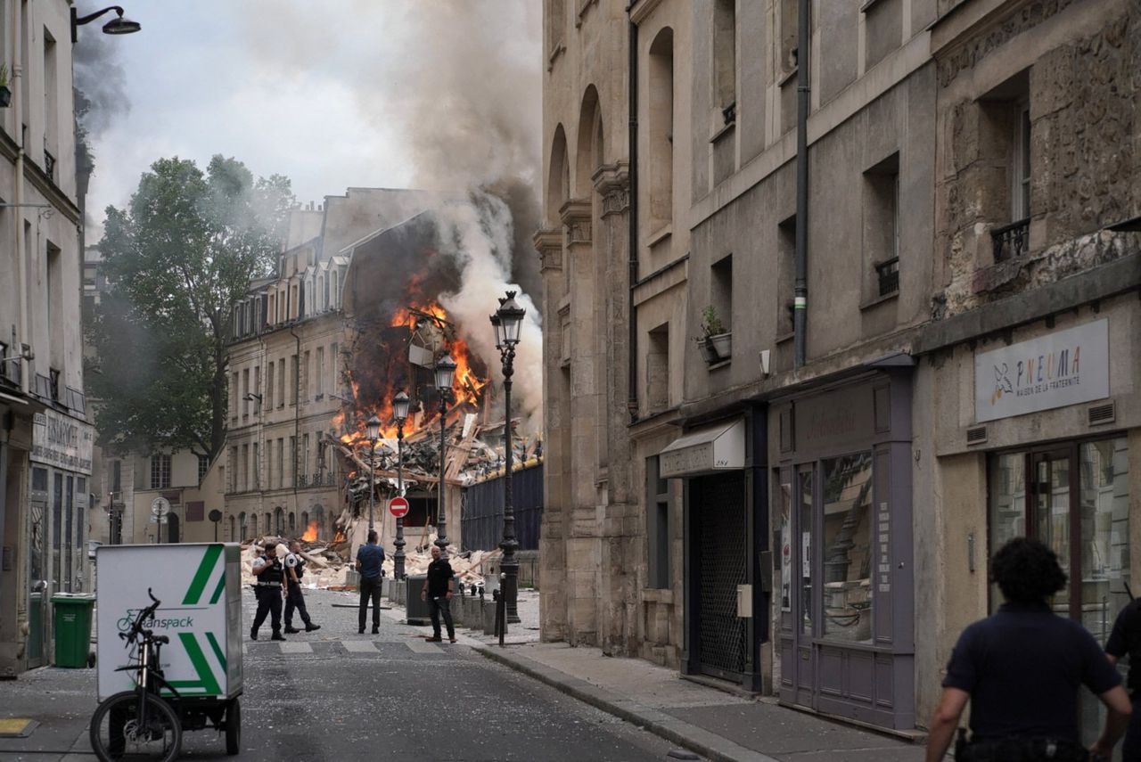 Gebouw in centrum Parijs deels ingestort door explosie, minstens 29 gewonden 