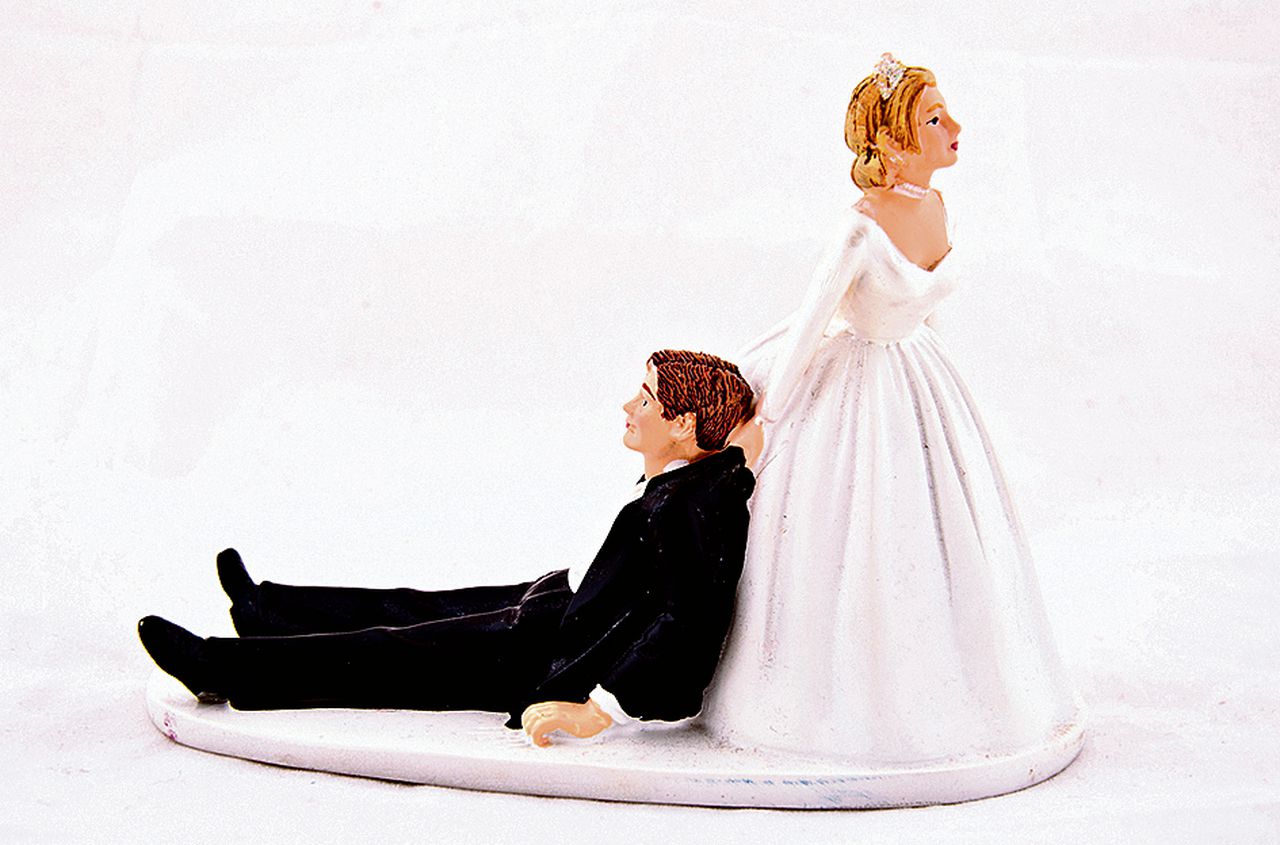 NRC checkt: ‘4 op de 10 jonge mannen trouwen omdat partner dat wil’ 
