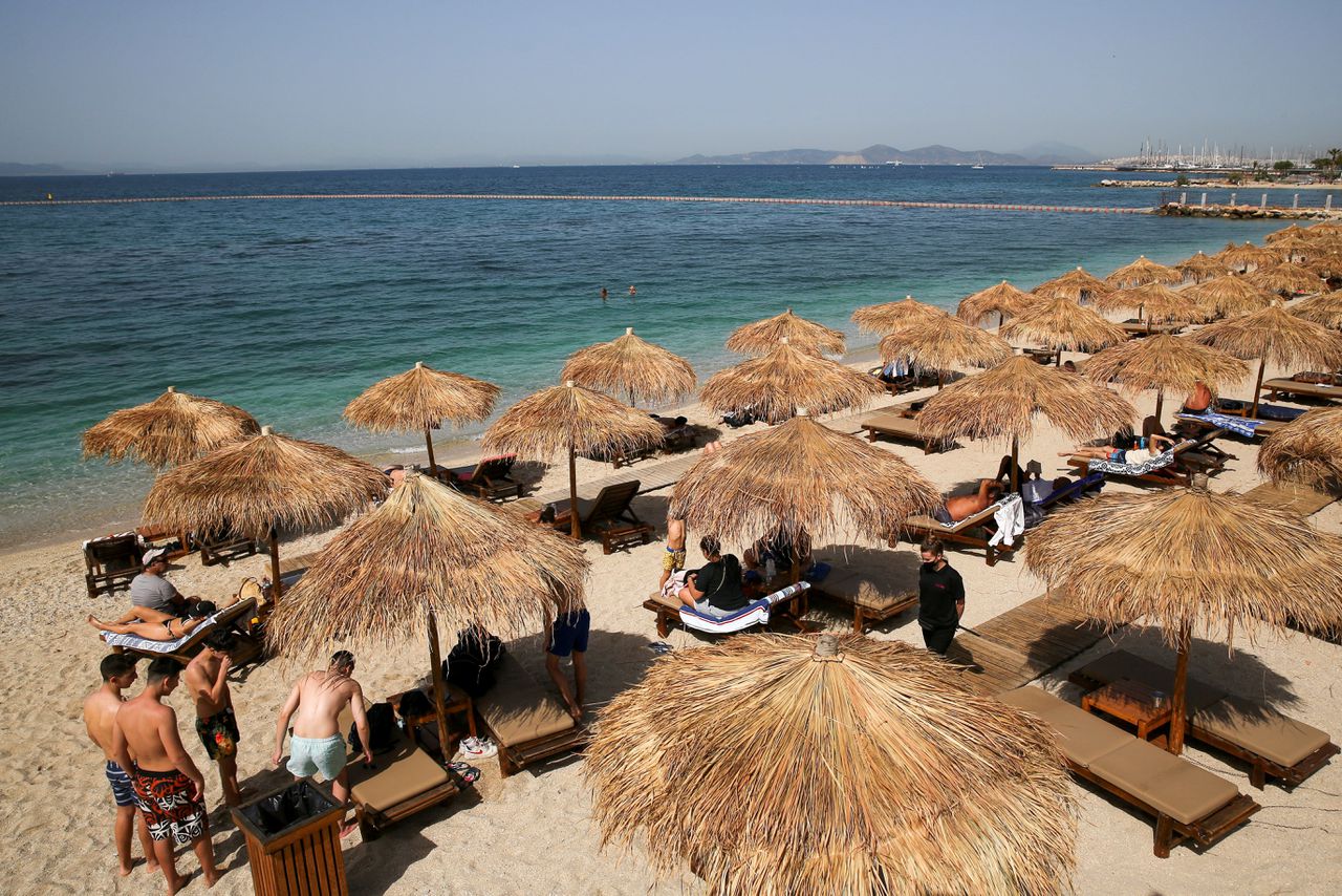 De Griekse stranden zijn sinds mei weer geopend voor publiek.