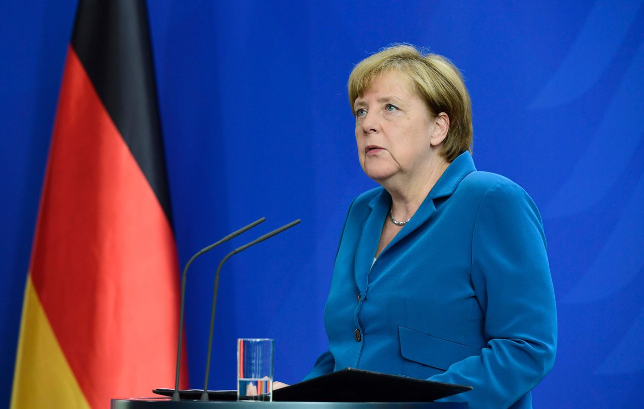 De Duitse bondskanselier Merkel op een persconferentie zaterdag.