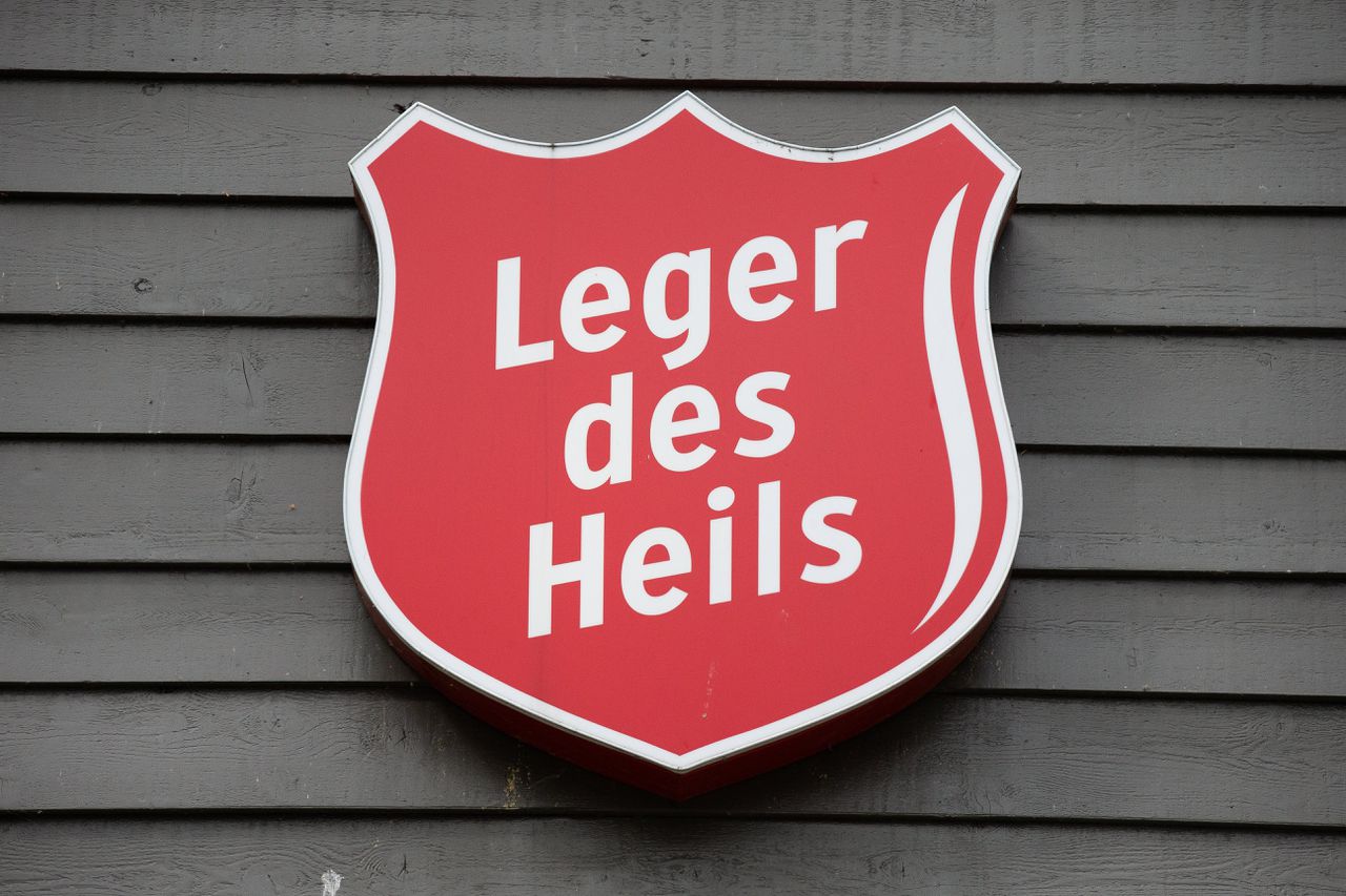 Vermisten bij grote brand in pand Leger des Heils terecht NRC