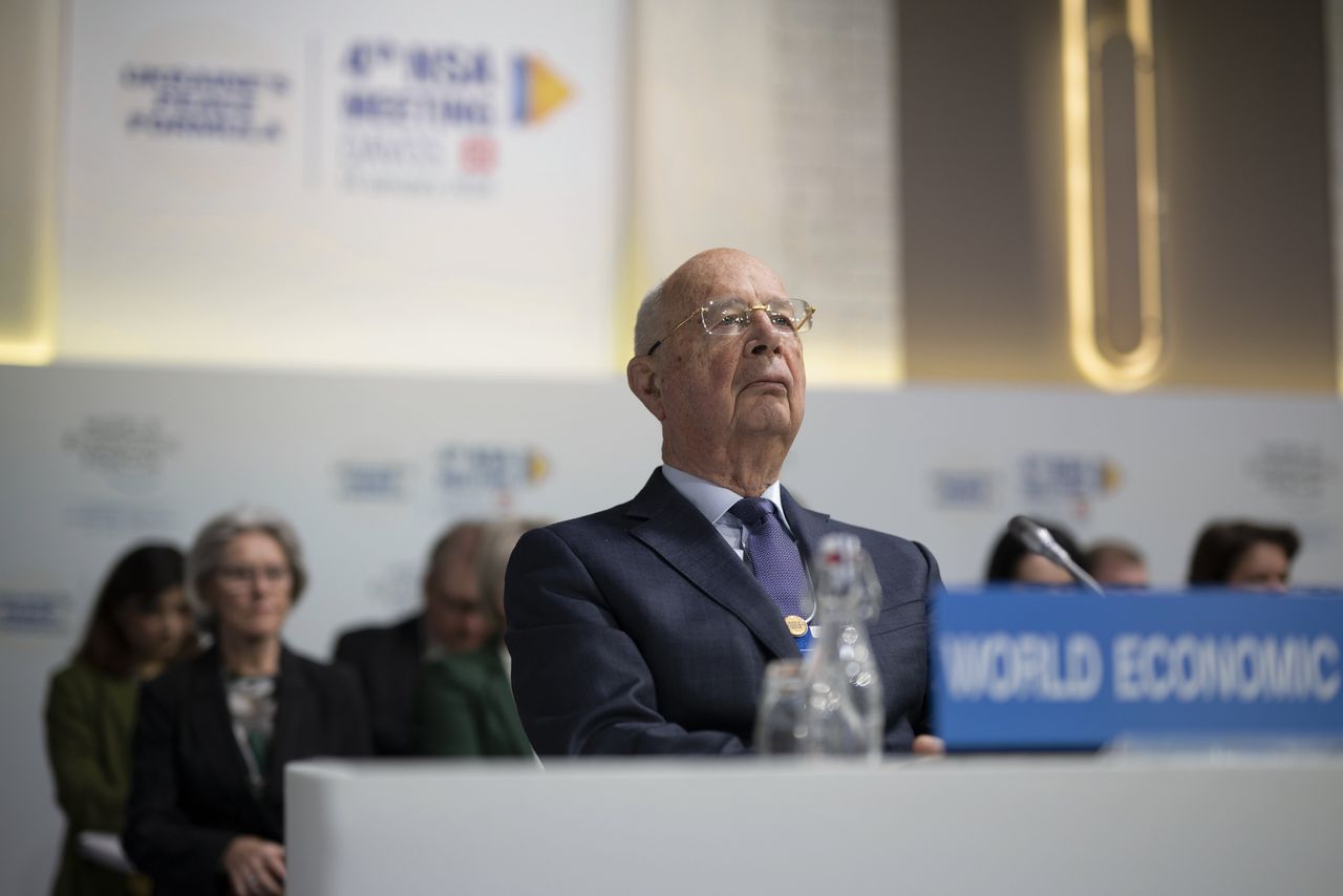 Klaus Schwab, oprichter van The World Economic Forum, stopt als voorzitter 