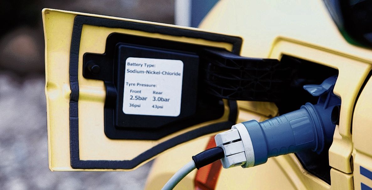 Veel elektrische auto’s zijn uitgerust met software die op afstand en automatisch geüpdatet wordt.