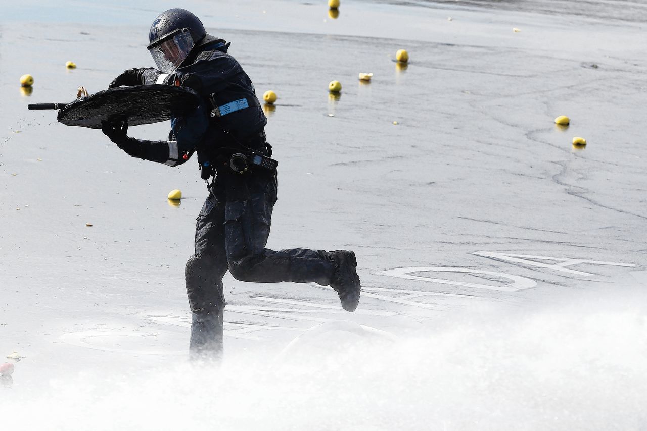 Marine, politie en het Rotterdamse havenbedrijf oefenden vorig jaar samen scenario’s met een verhoogde terreurdreiging.