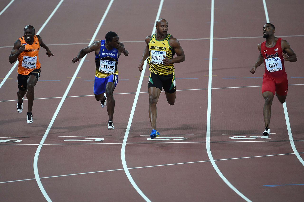 De Amerikaan Tyson Gay en de Jamaicaan Asafa Powell gaan door naar de eindstrijd. Churandy Martina eindigt met 10,09 als vijfde in deze halve finale en ontbreekt in de eindstrijd van het koningsnummer van de sprint.