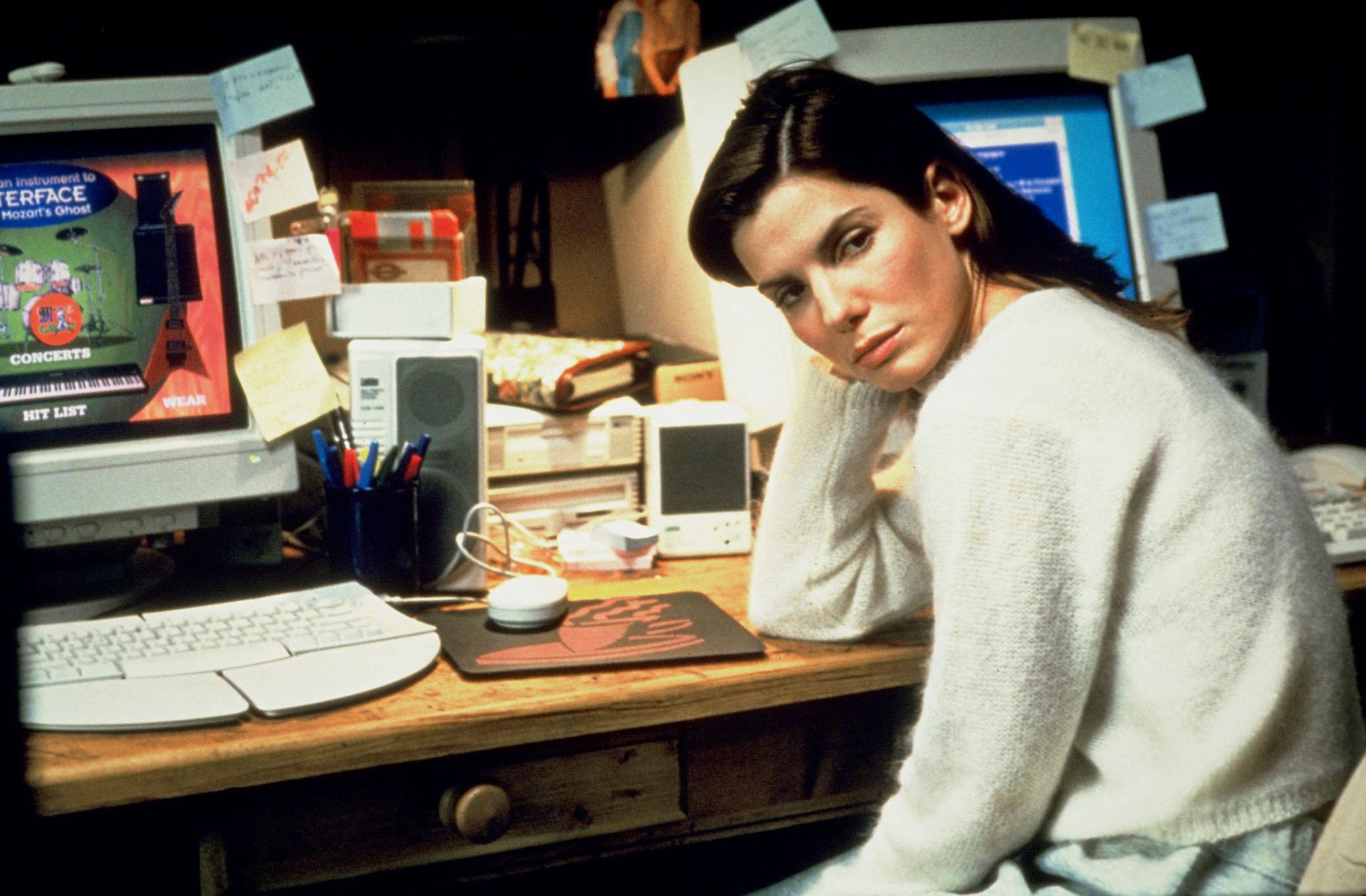 Nat. Net. Сеть сандра баллок. Сандра баллок 1995. Сандра буллок сеть.