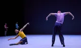 Beeld uit ‘Undertainment’ van William Forsythe. Foto Dominik Mentzos