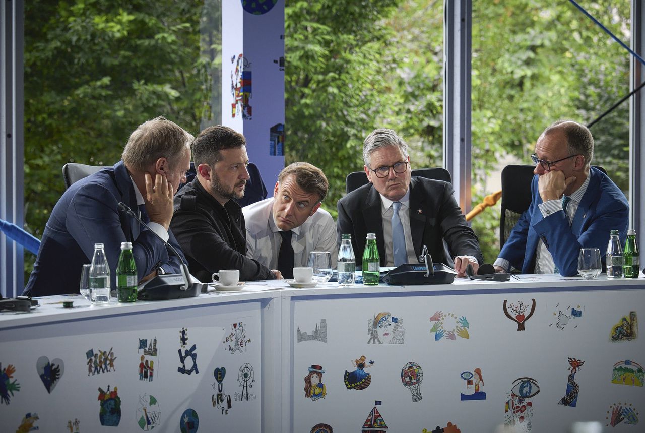 Europese leiders willen druk op Moskou opvoeren, nieuw sanctiepakket op komst, telefoontje naar Trump