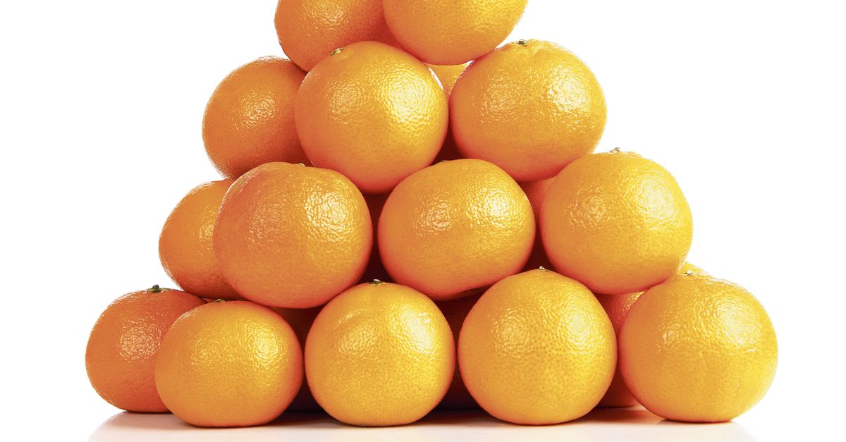 Premio per la matematica: come impilare le arance in otto dimensioni?