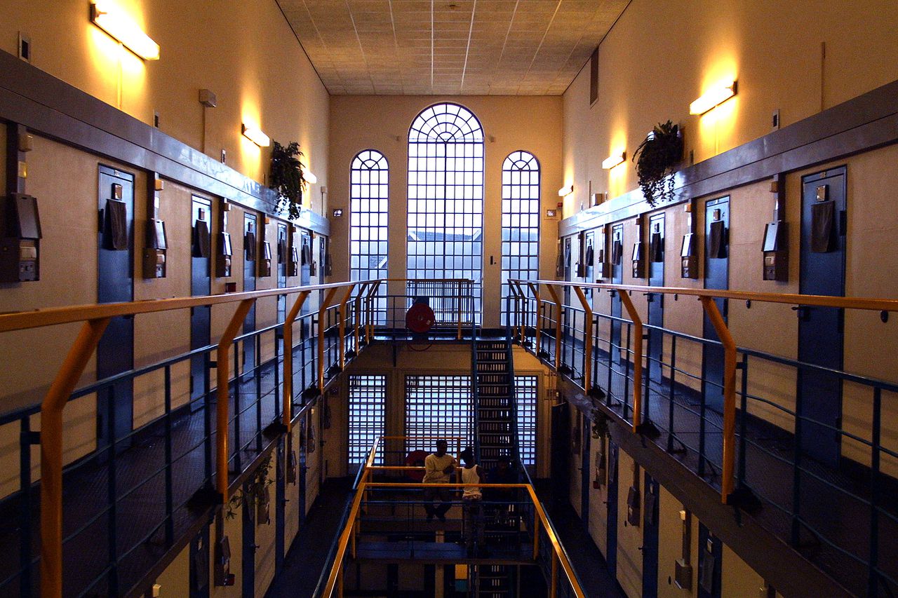 Nu zijn er weer te veel - NRC