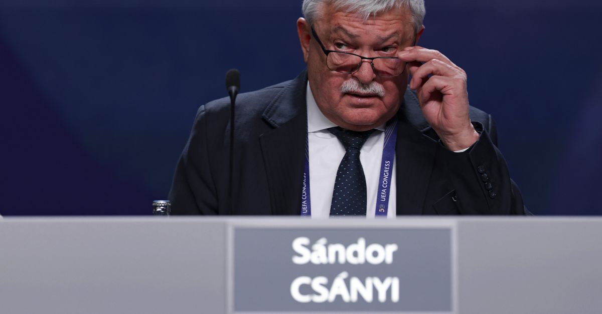 Ook Hongaarse FIFA-vicevoorzitter trekt steun voor Infantino in na omstreden WK-plan