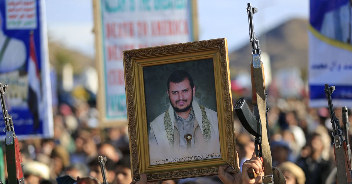 Houthi’s vuren raket op Israël, Amerikaanse gewonden op Saoedische luchtmachtbasis