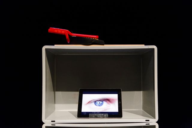 De voorstelling ‘Ergens Anders’ door Micha Wertheim.