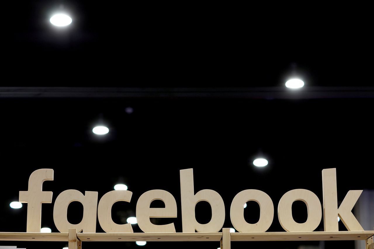 Facebook blokkeert omstreden databedrijf tijdelijk toegang 