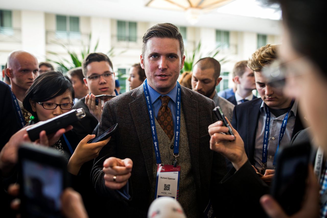Alt Right Voorman Richard Spencer Verbannen Van Facebook Nrc