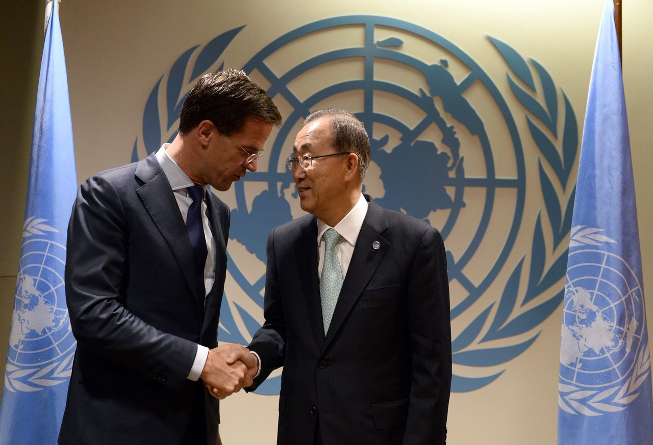 Rutte begroet VN-secretaris-generaal Ban Ki-moon vlak voor een VN-bijeenkomst eerder deze week.