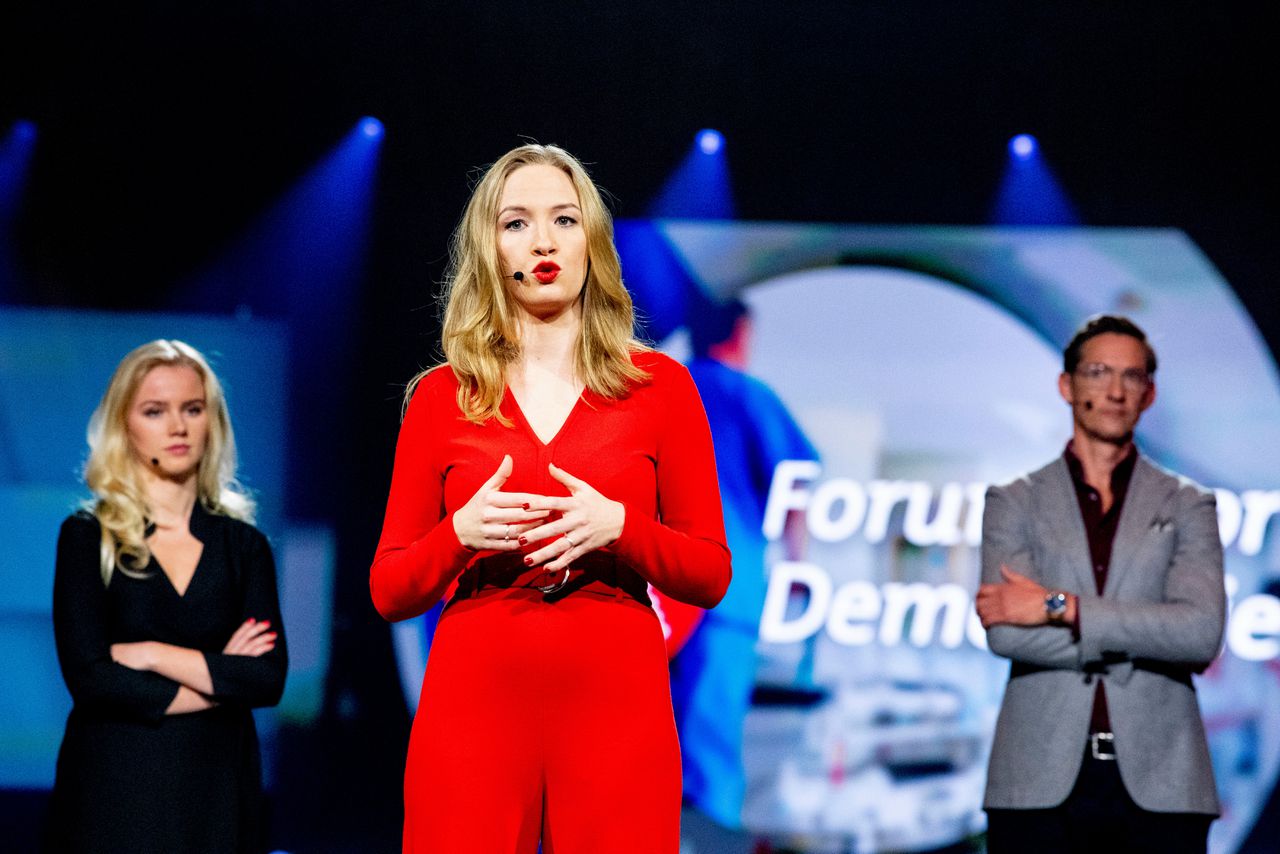 Eva Vlaardingerbroek, Nicki Pouw-Verweij en Joost Eerdmans bij de presentatie van de kandidatenlijst van FVD begin november.