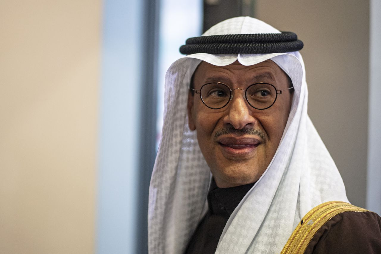 Prins Abdulaziz bin Salman Al Saud, de minister van Energie van Saoedi-Arabië, bij een OPEC-vergadering op 5 maart 2020.