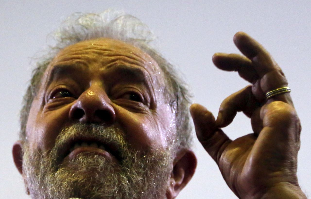 Beurs São Paolo in de min na berichten ministerspost Lula 