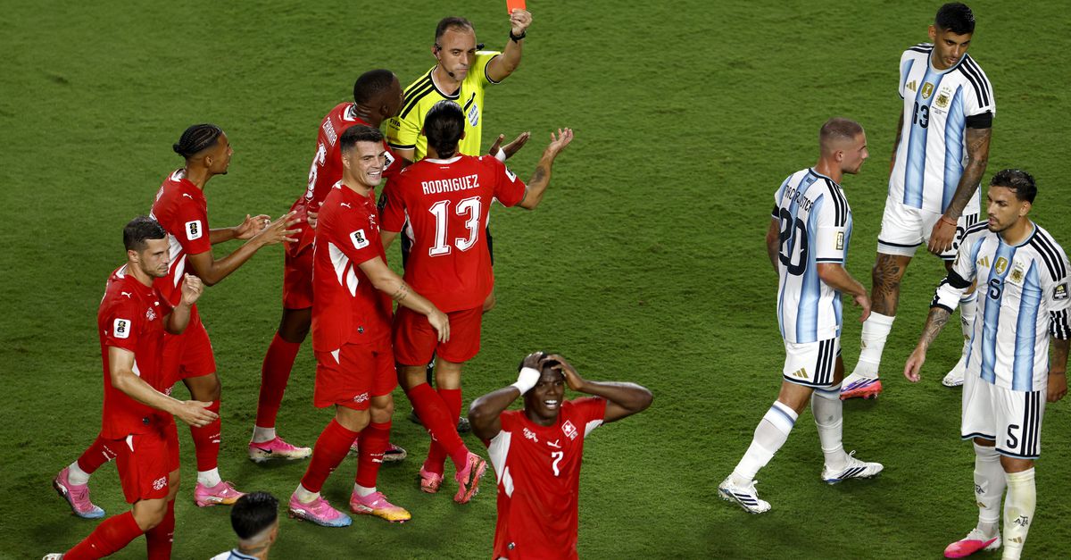アルゼンチンが延長戦でスイスを下し、W杯準決勝へ