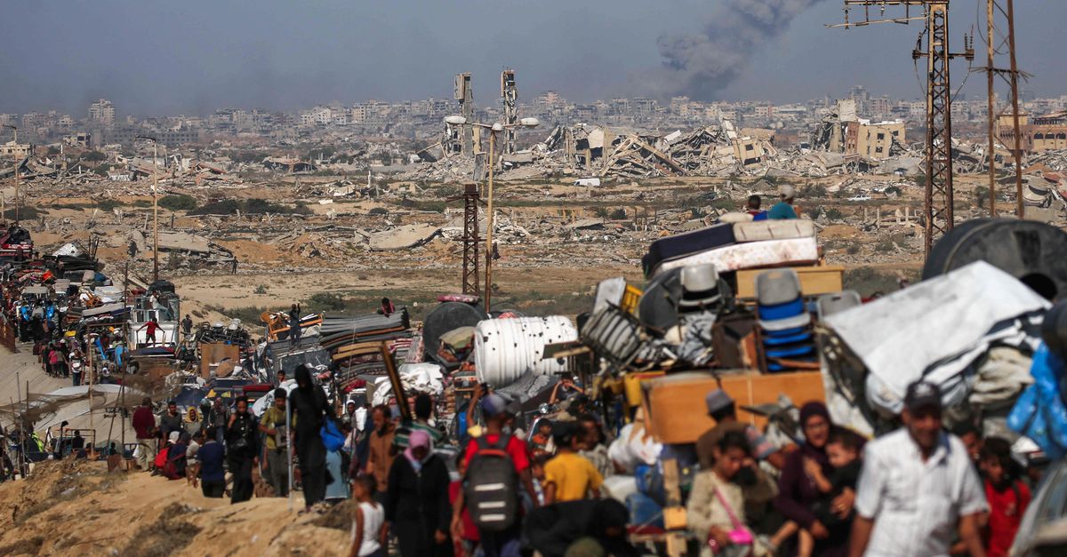 Israël blaast flats op. Minister van Defensie: ‘De skyline van Gaza verandert’