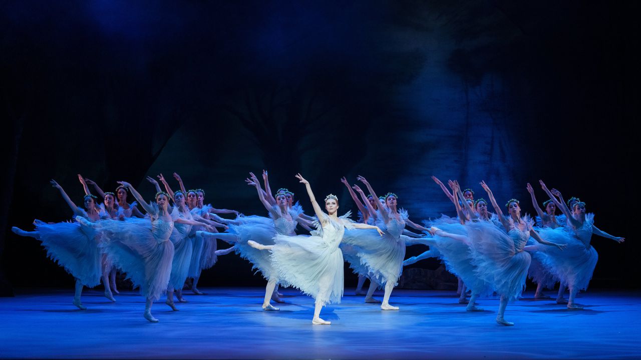 Het United Ukrainian Ballet in de tweede akte van ‘Giselle’ van choreograaf Alexei Ratmansky.