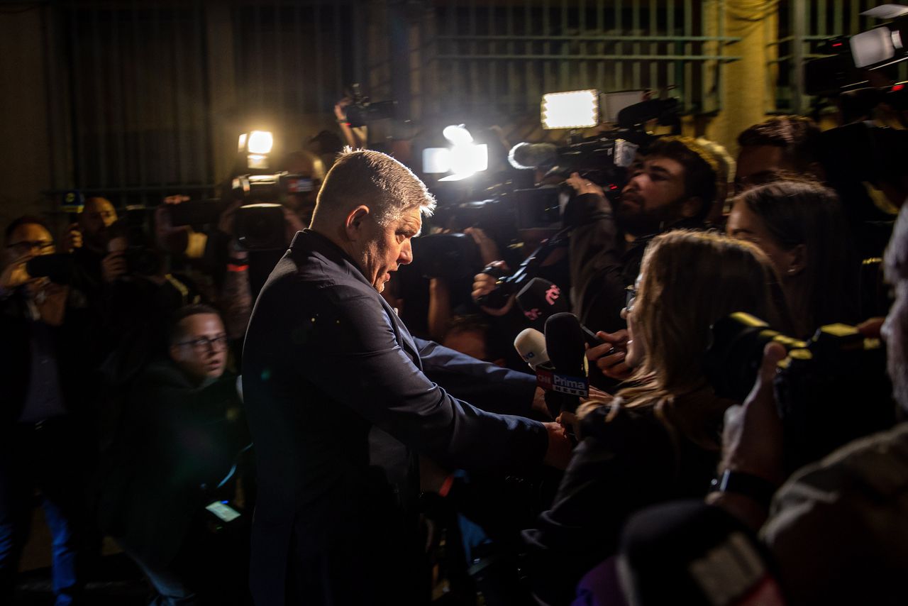 Politiek veteraan Fico begon net met het uitvoeren van zijn autoritaire agenda in Slowakije 
