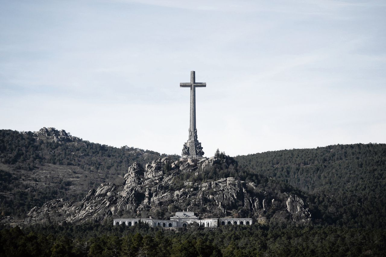 Graven naar het leven van Franco’s dwangarbeiders in de Vallei der Gevallenen 