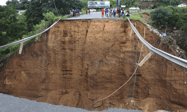 Ravage aan Zuid-Afrikaanse oostkust na overstromingen 