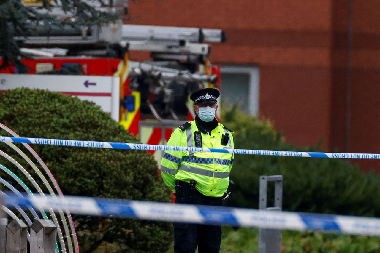 Verenigd Koninkrijk verhoogt dreigingsniveau naar ‘ernstig’ na taxi-aanslag Liverpool 