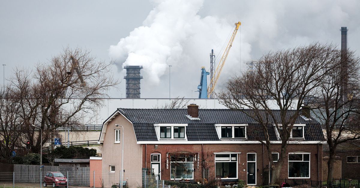 Massaclaim 1,4 miljard voor Tata Steel door omwonenden